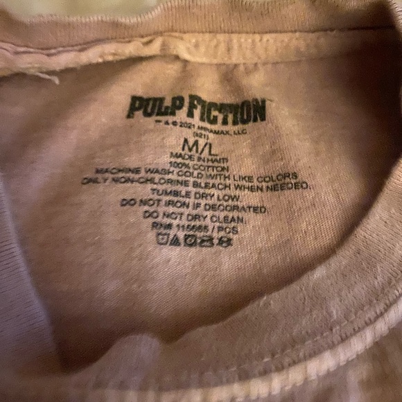 Rare Pulp Fiction John Travolta & Samuel L.
Jackson Long Sleeve Tee Pink M/L. - Picture 3 of 4